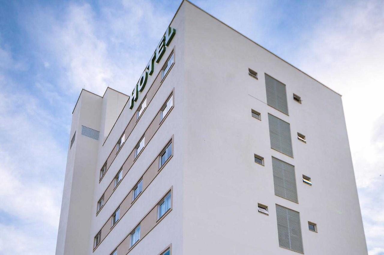 Tri Hotel Sao Joao Batista Exterior foto