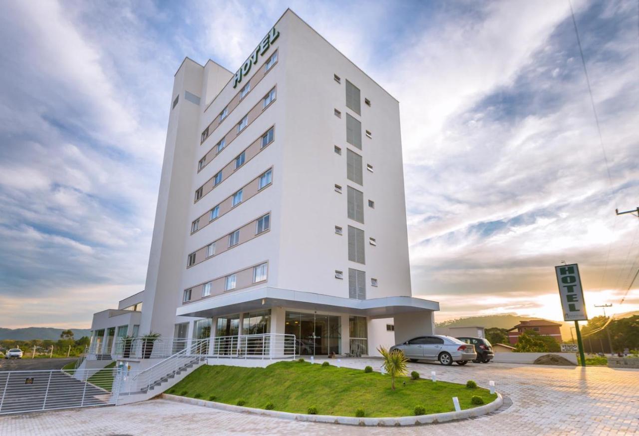 Tri Hotel Sao Joao Batista Exterior foto